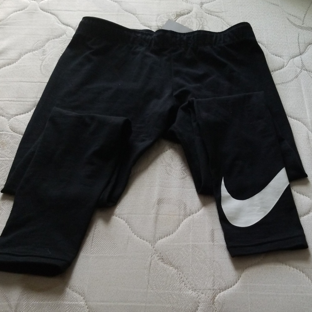 NIKE LEGGINGS